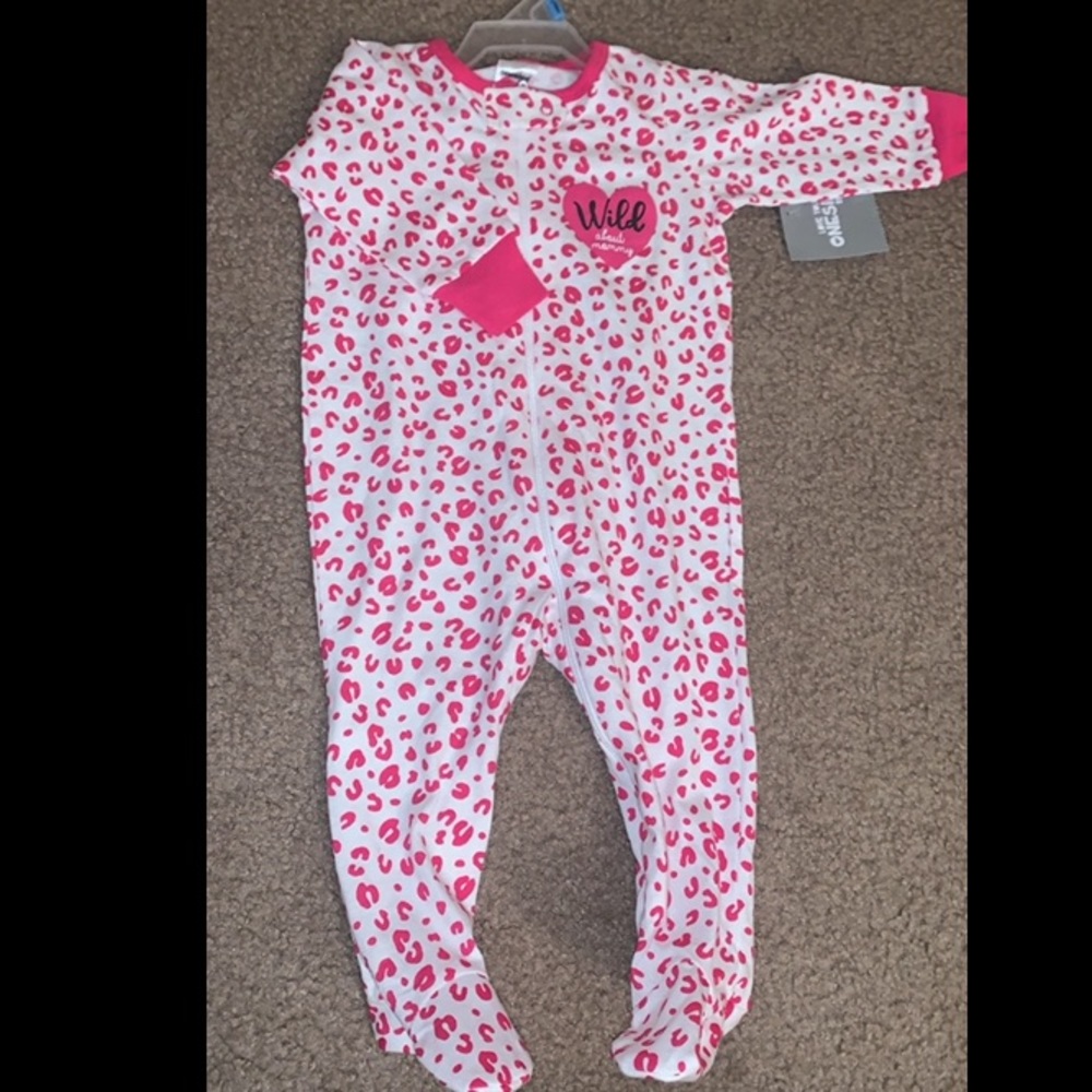 3-6 mo Pink & white leopard print sleeper